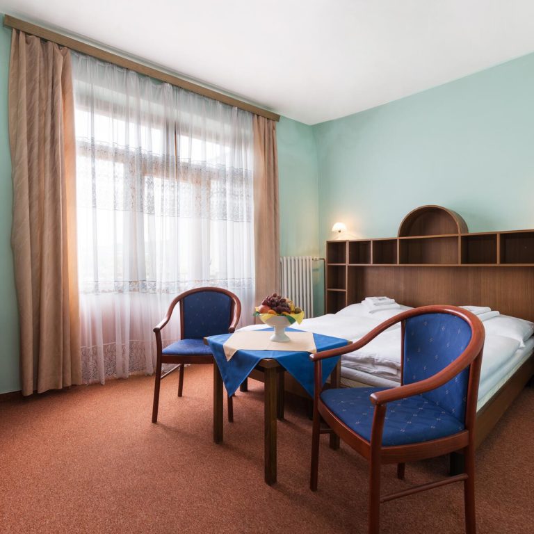 hotel jalta standard 3 | Kúpele Piešťany